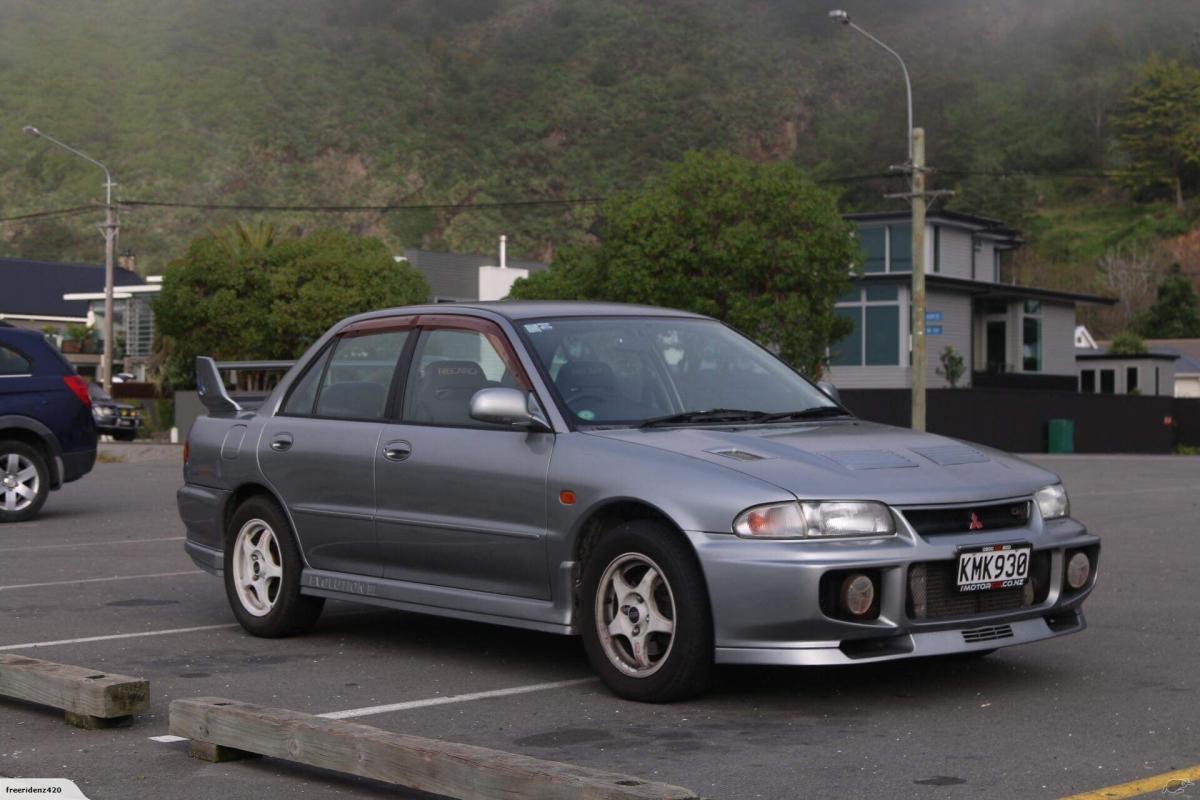 Mitsubishi lancer evolution 1995